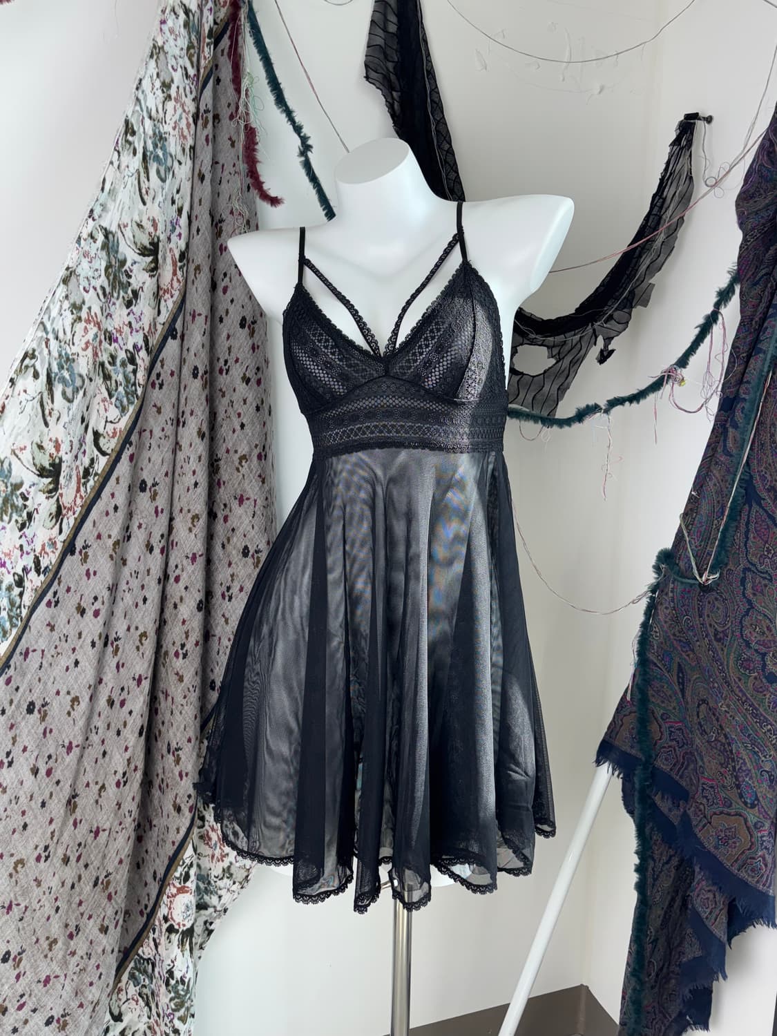 미드나잇 레이스 슬립 원피스 상품이미지1