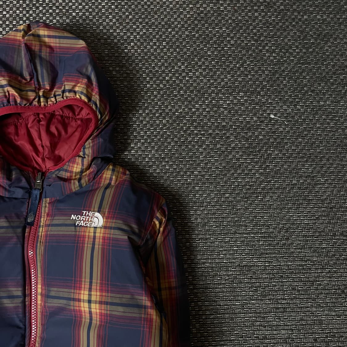 노스페이스 키즈 레드 구스다운 리버시블 패딩 자켓 120 상품이미지5