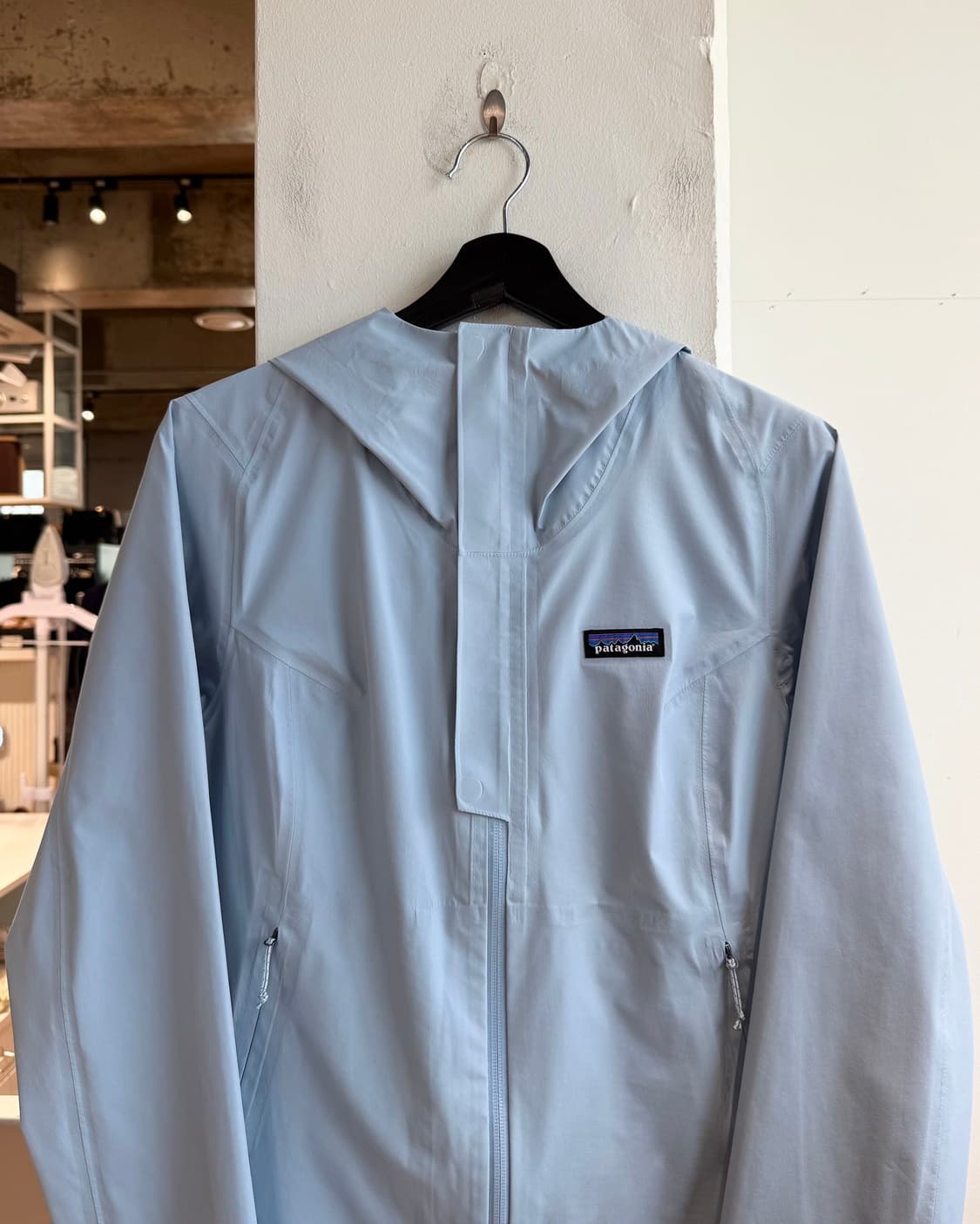 파타고니아 블루 우먼즈 슬레이트 스카이 재킷 상품이미지3