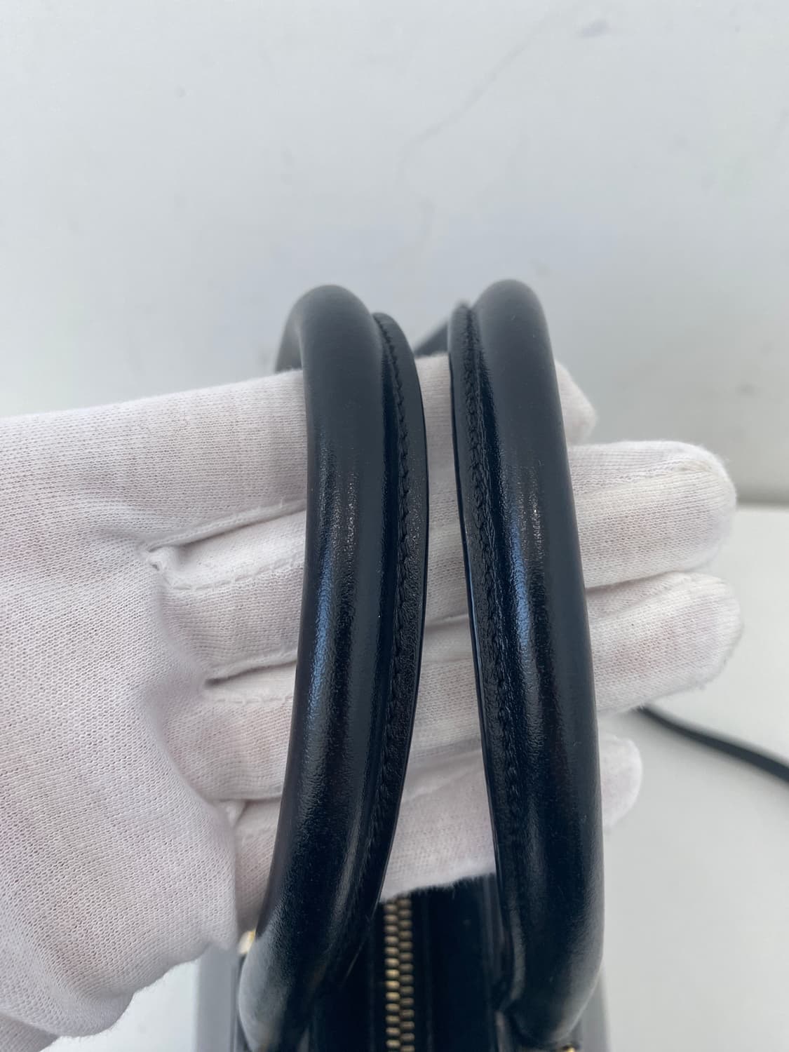 생로랑 모노그램 카바스백 상품이미지4