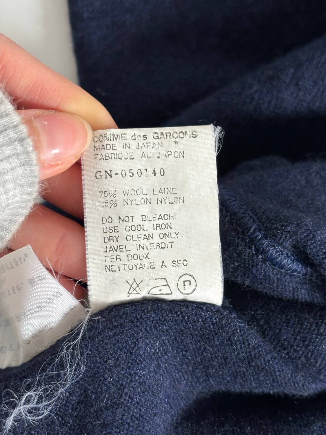CDG 꼼데가르송 네이비 터틀넥 니트 상품이미지7