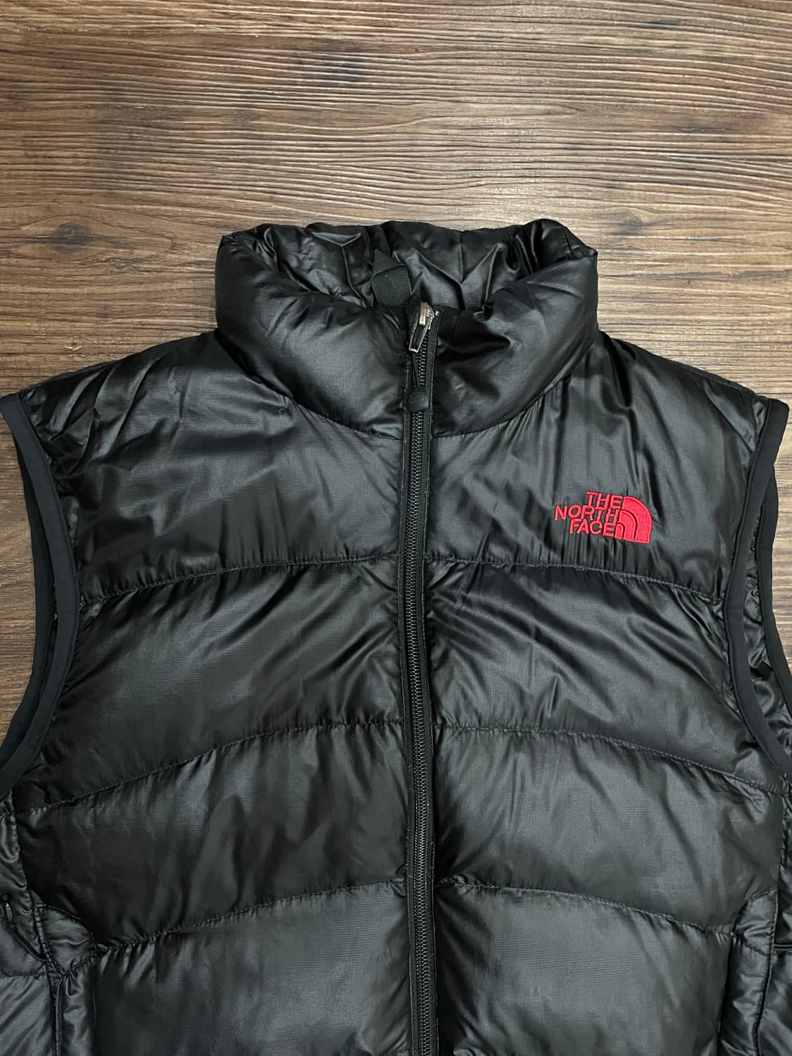 노스페이스 아콘카구아 써밋 다운 패딩조끼 베스트 블랙 상품이미지2