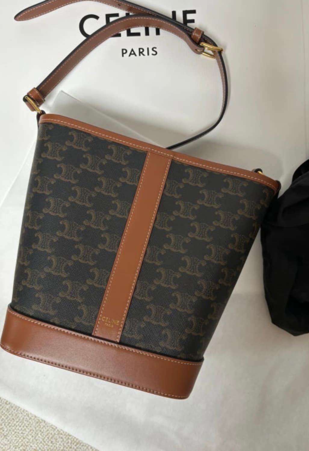 셀린느 버킷백 스몰 상품이미지2