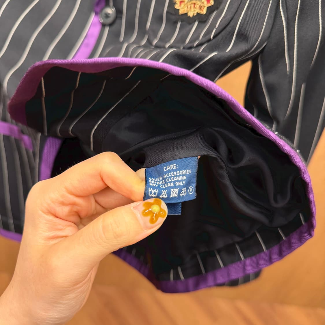 폴로 랄프로렌 울 테일러드 자켓 핀스트라이프 퍼플 파이핑 디테일 블랙 상품이미지8