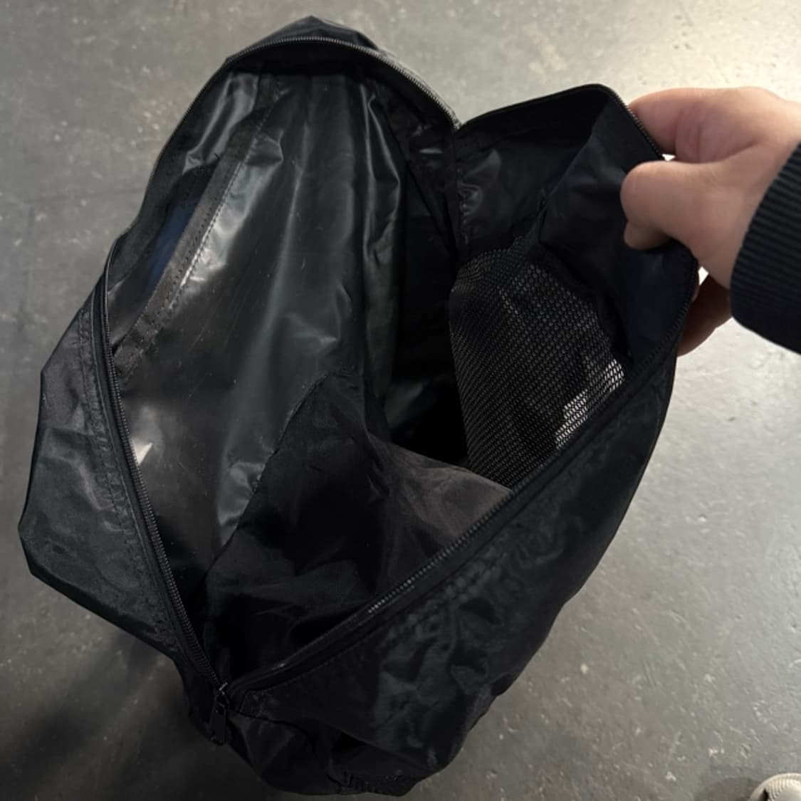 살로몬 크로스백 상품이미지4