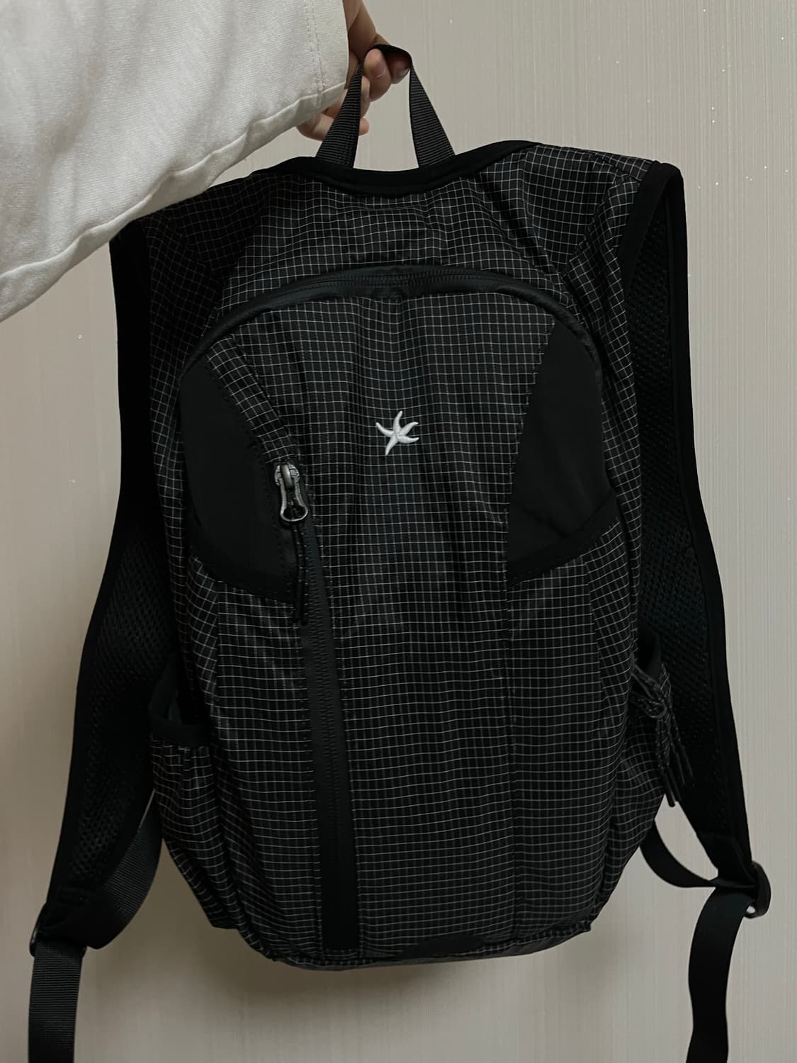 더콜디스트모먼트 TMC mini logo daypack (black) 상품이미지2