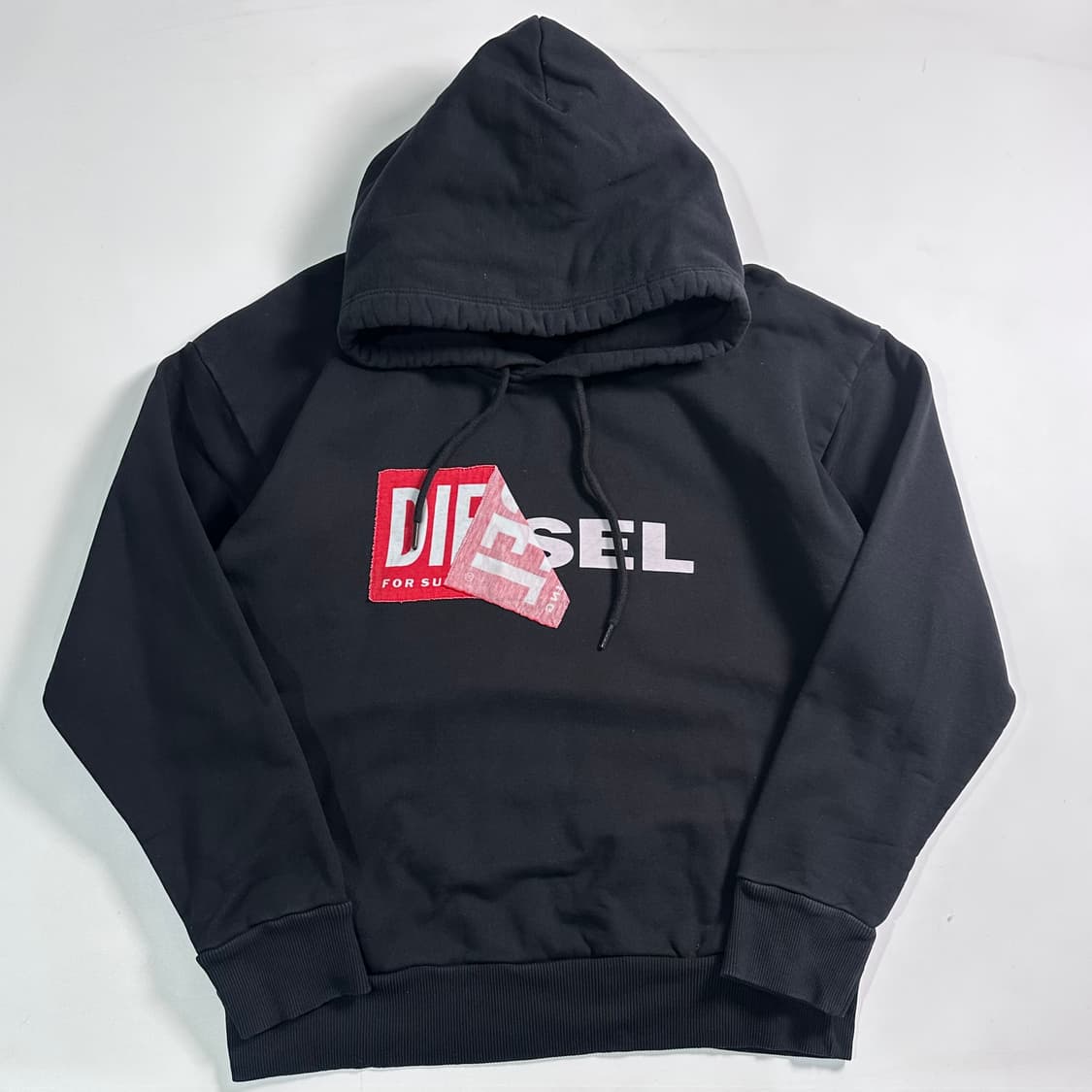 디젤 로고 블랙 후드티 상품이미지1