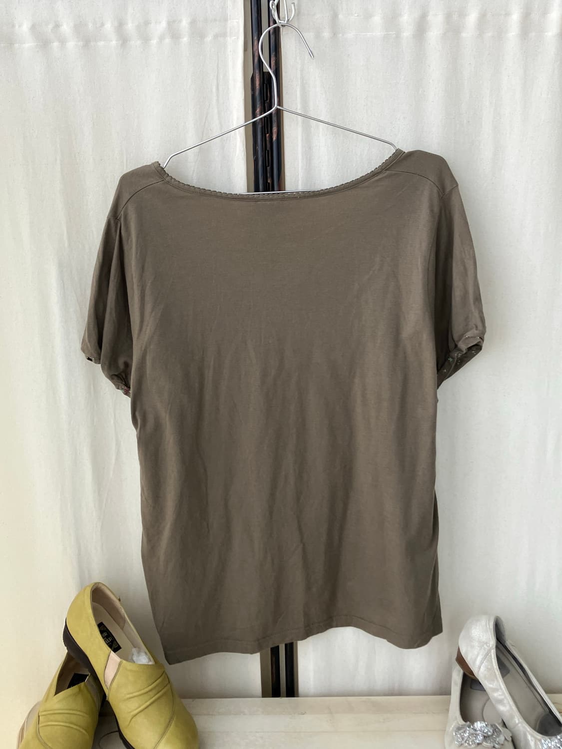 brown lace puff rose half t-shirt 상품이미지2