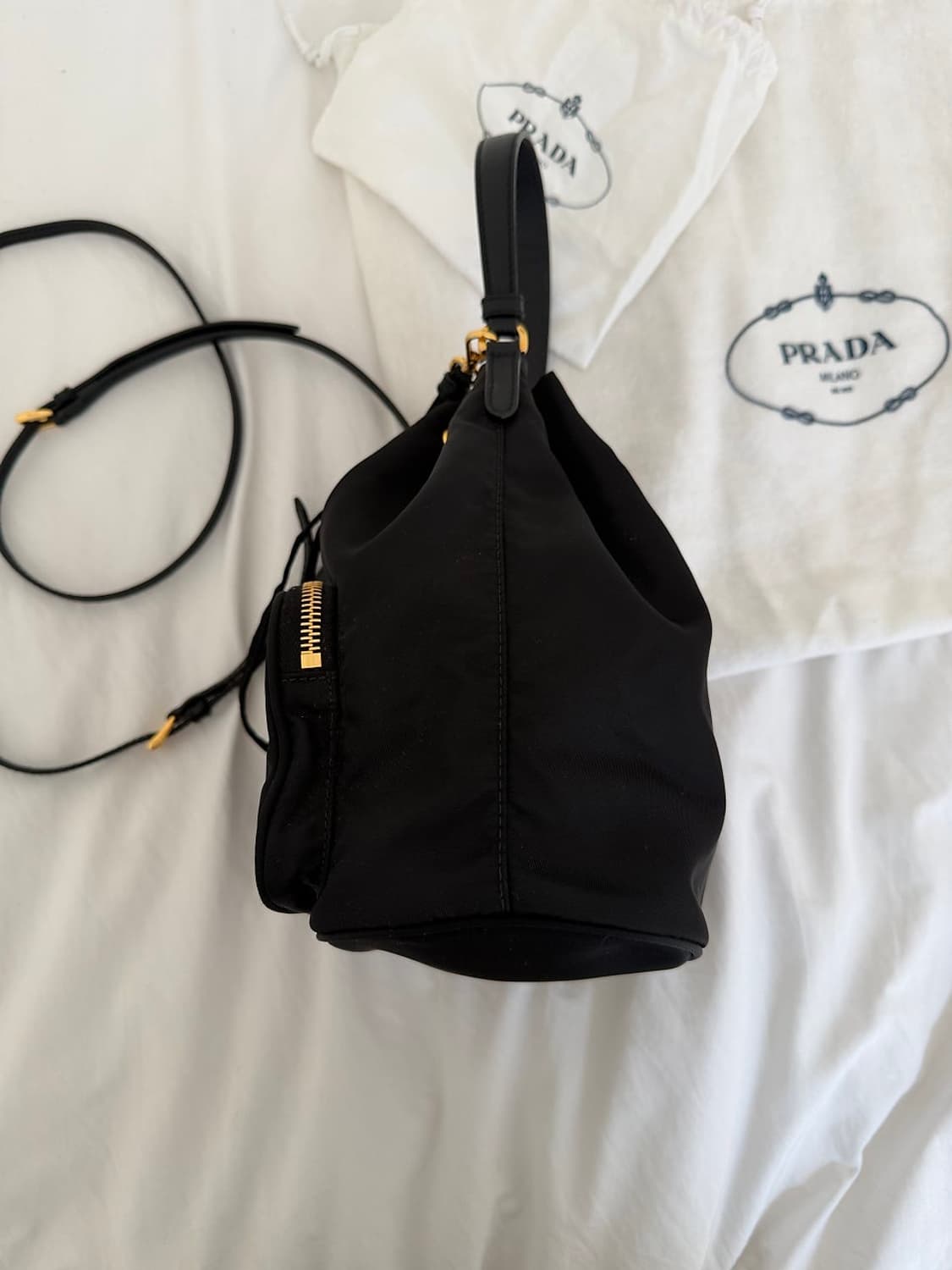 프라다 리나일론 버킷백 상품이미지3