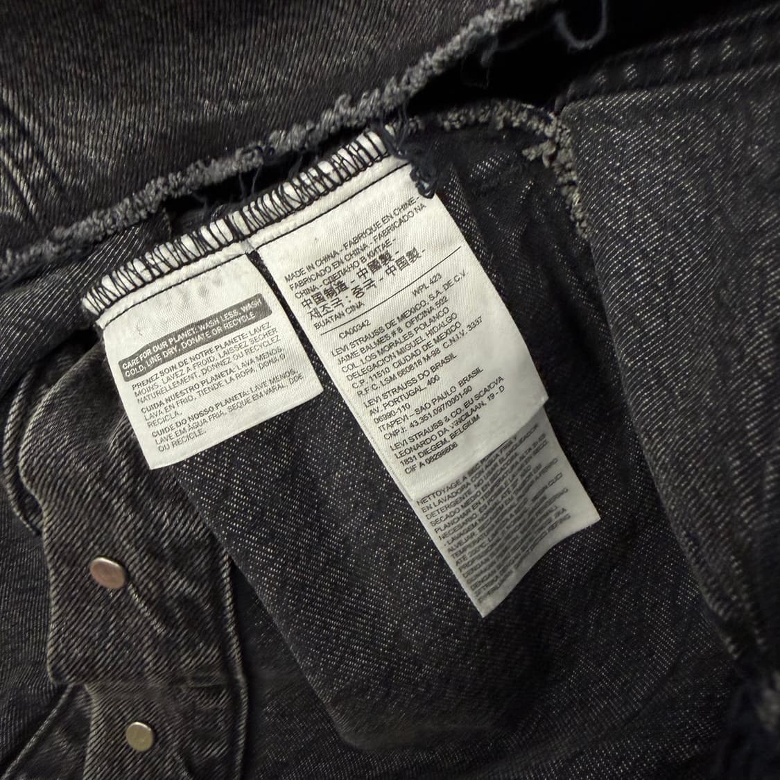 [ 정품/S ] 리바이스 알터드 트러커 흑청데님 자켓 상품이미지6