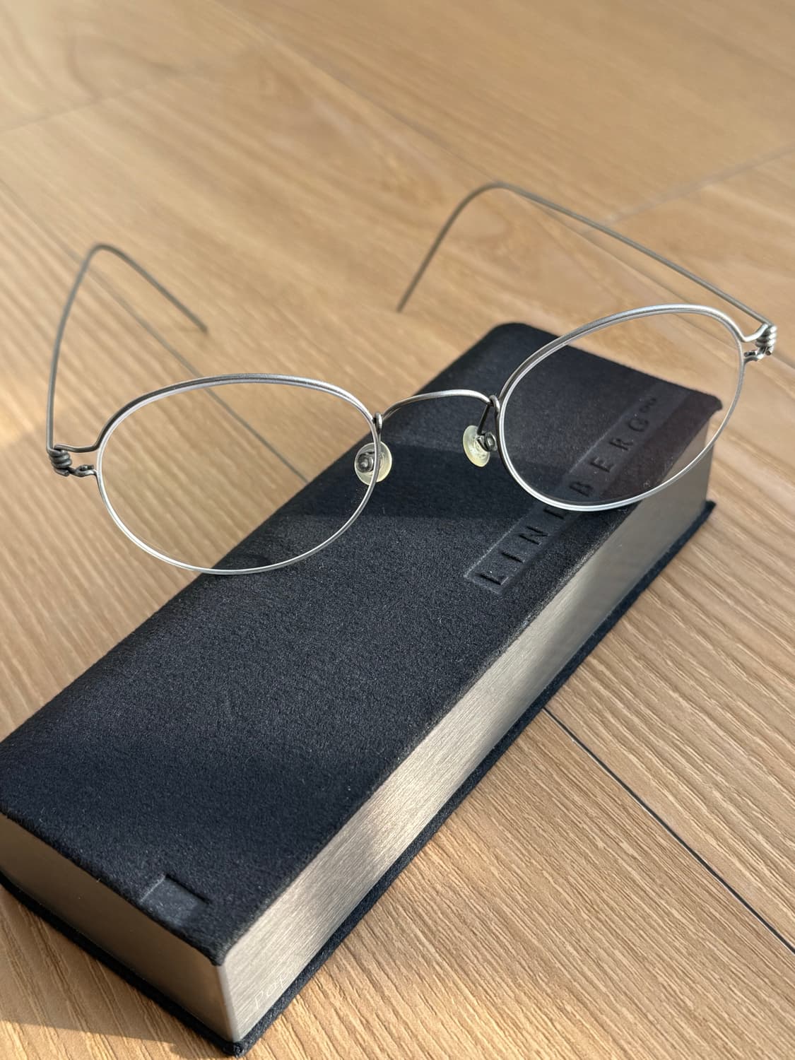 린드버그 모르텐 안경테 실버 46사이즈 상품이미지1