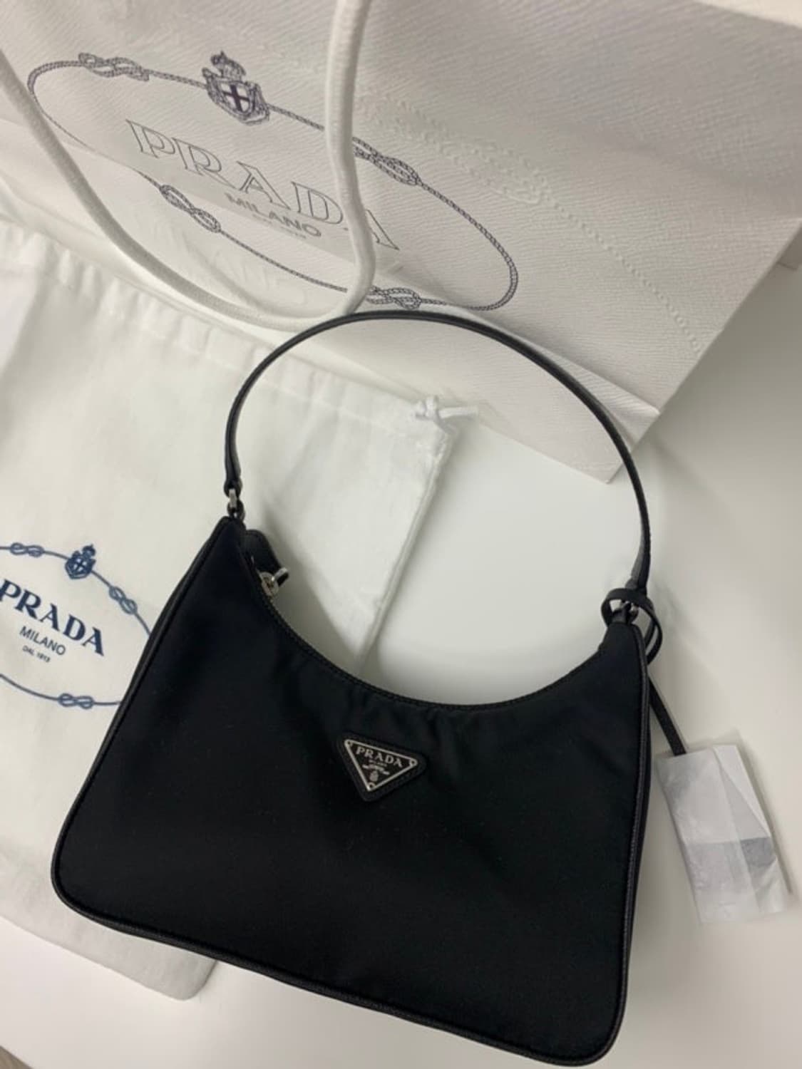 프라다 호보백 상품이미지1