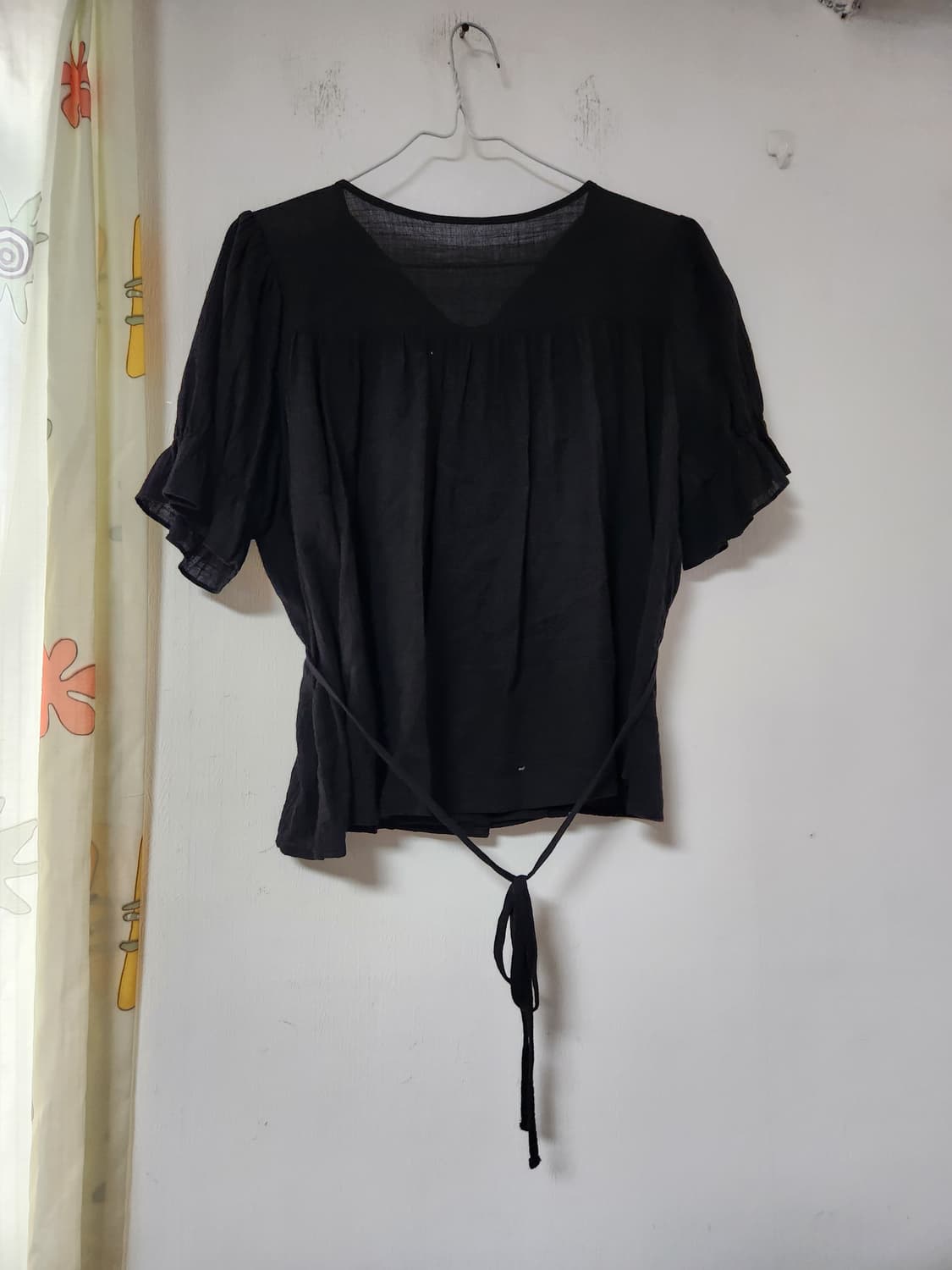 검정색 반팔 블라우스 셔링 끈 free 상품이미지2
