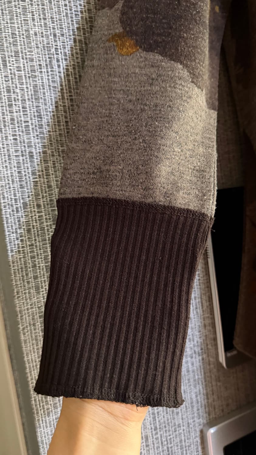 브라운 아티스틱 패턴 하이넥 버튼 니트 튜닉 프리사이즈 상품이미지3