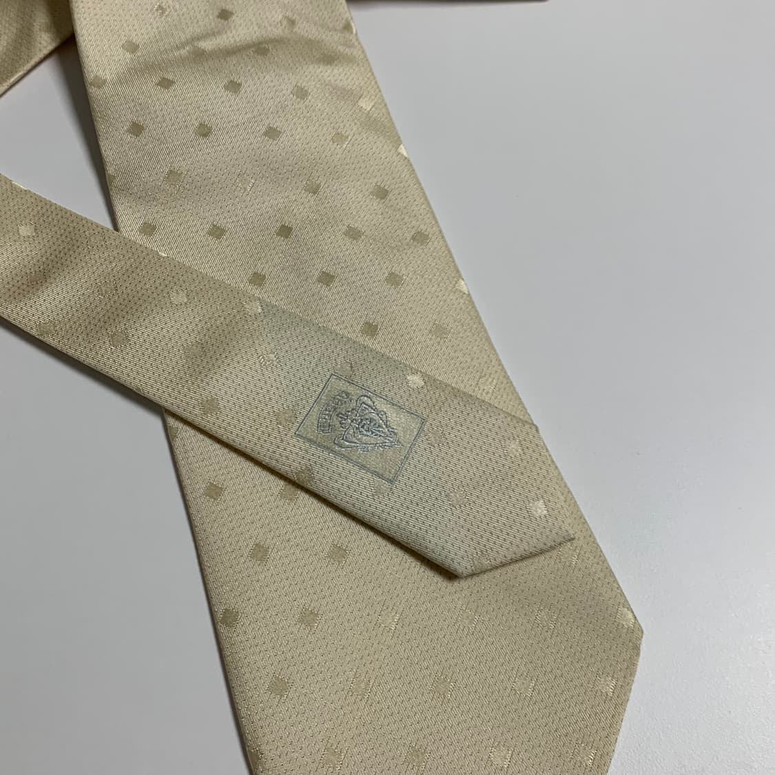 구찌(GUCCI) 명품 결혼식넥타이 이태리 100실크 클래식룩 9.5cm 상품이미지10