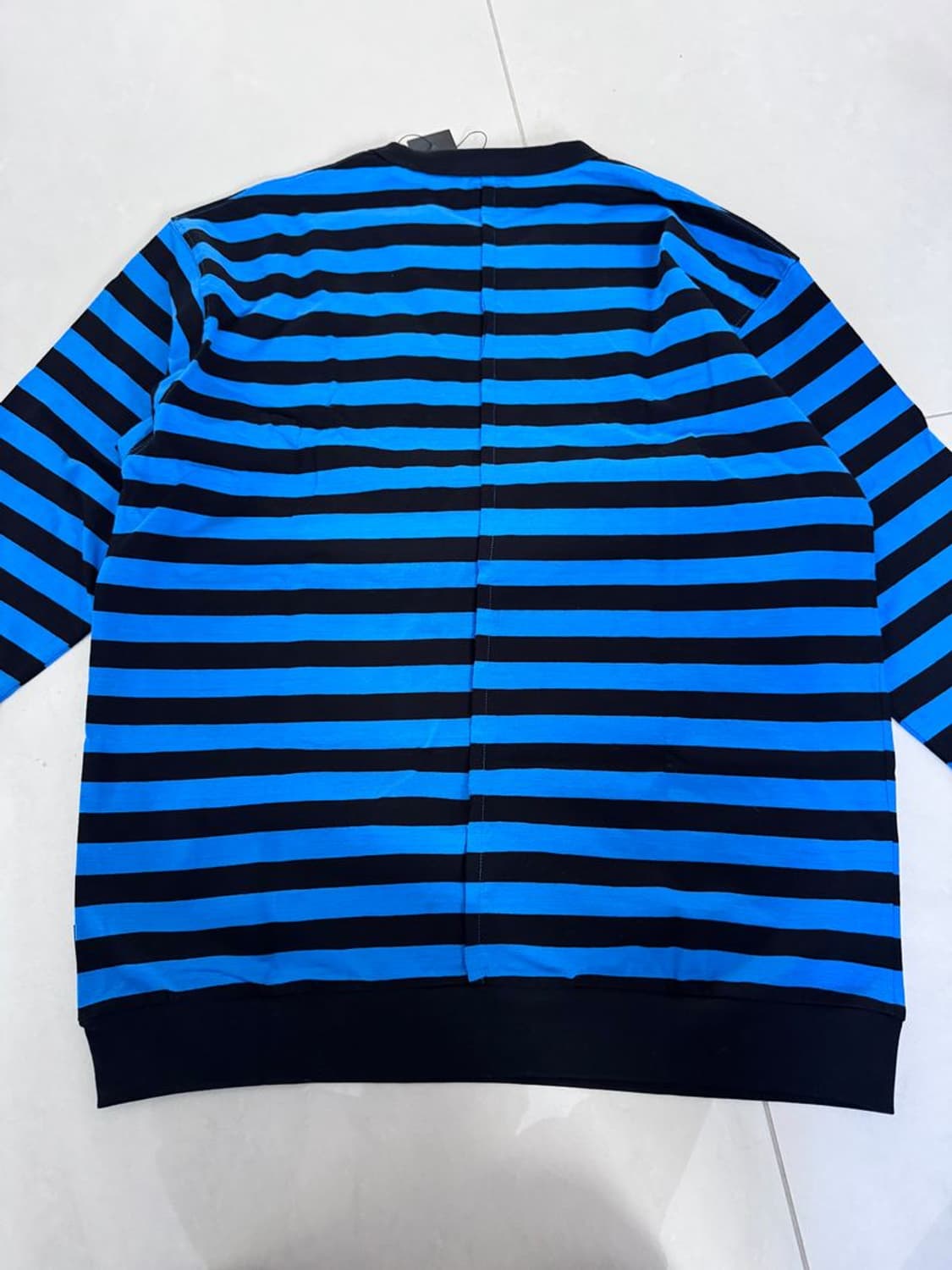 ZIPPER POCKET BORDER LS TEE 지퍼 포켓 보더 티셔츠 상품이미지2