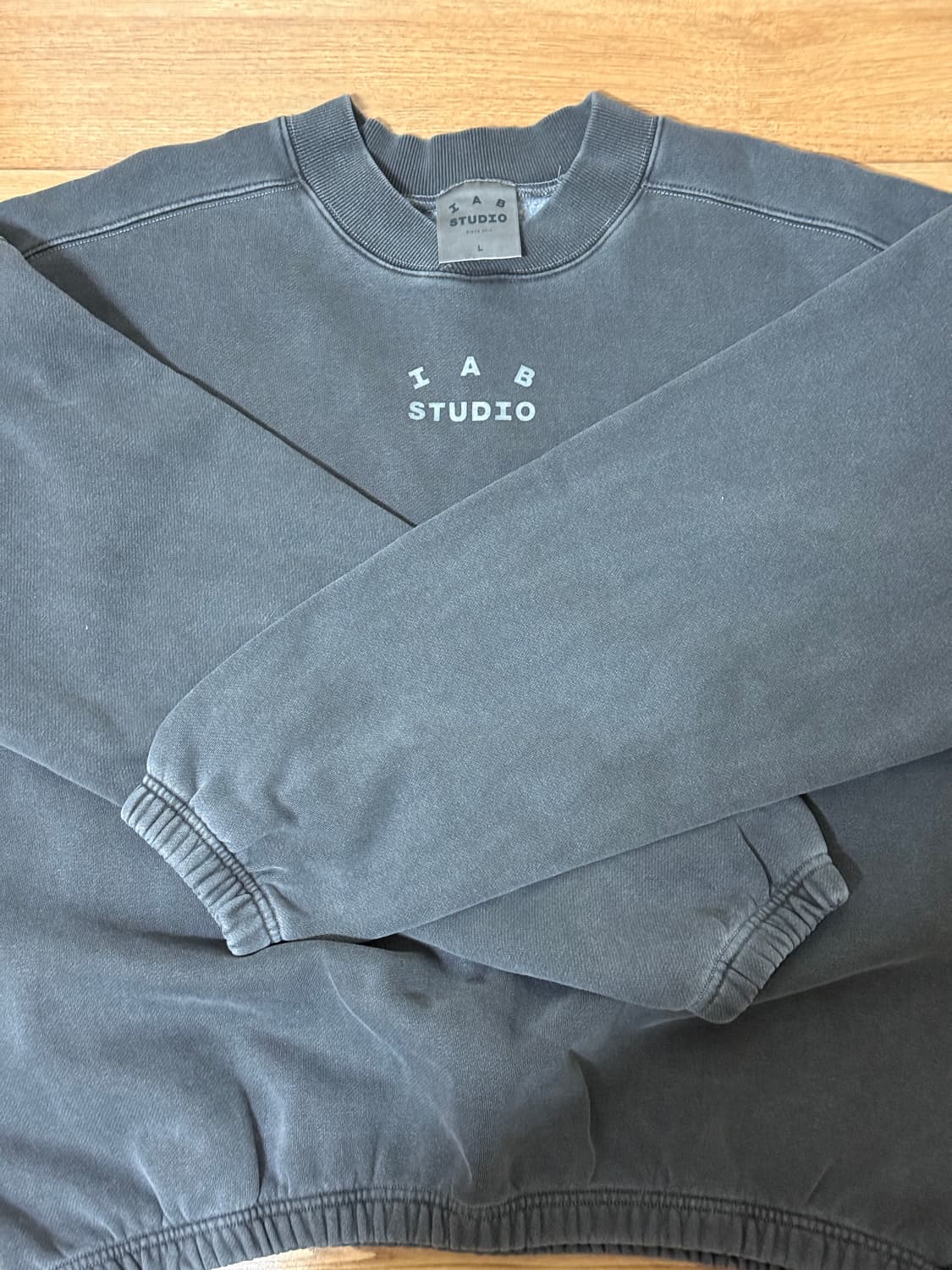 IAB STUDIO 아이앱 스튜디오 피그먼트 크루넥 L 상품이미지1