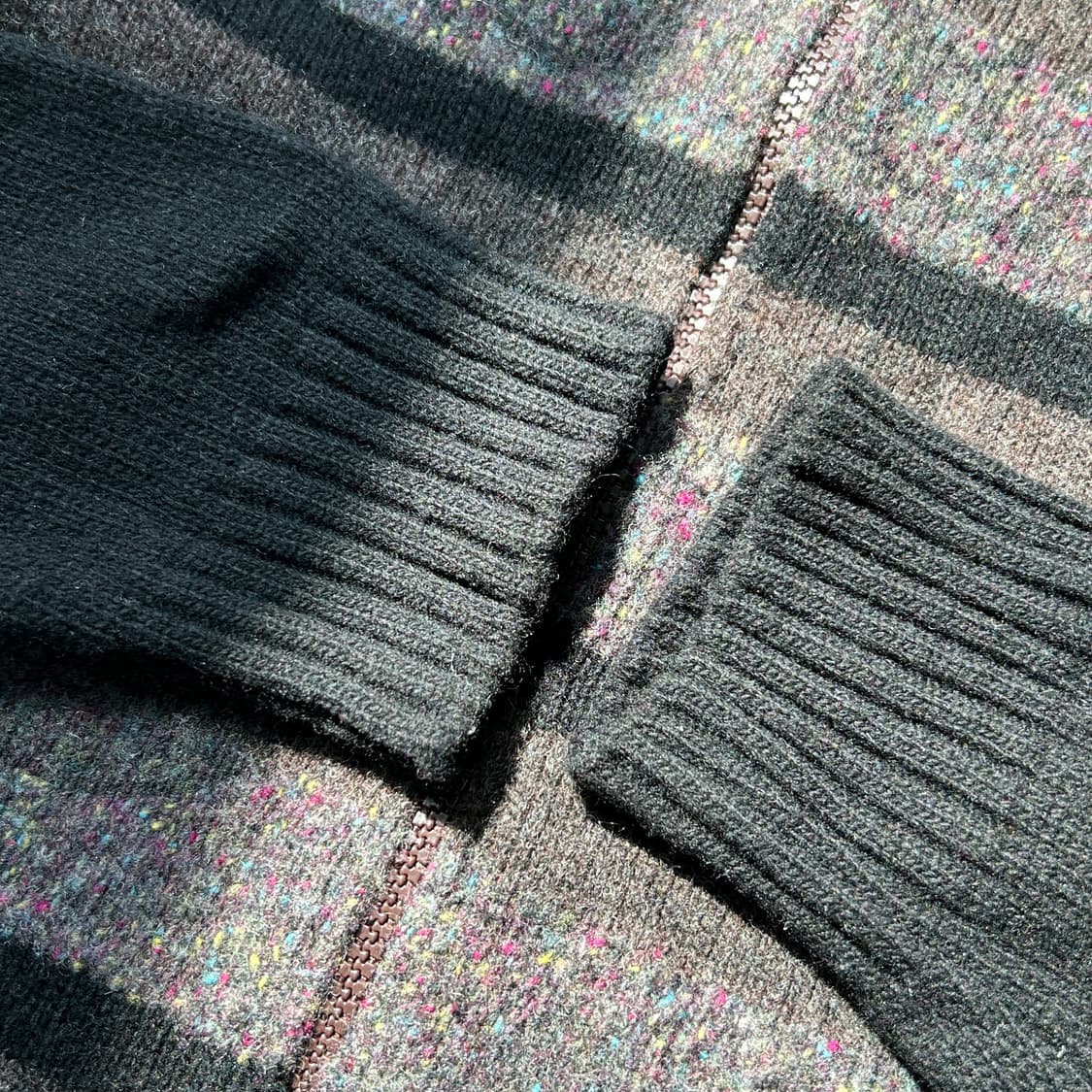 아르마니 진스 실루엣 니트 집업 상품이미지5