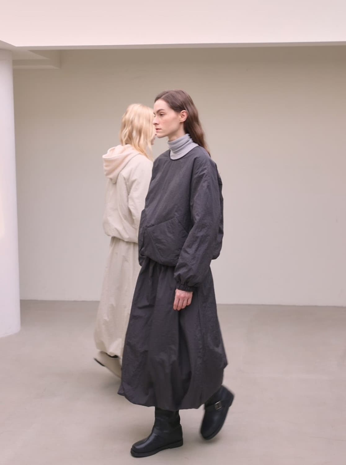 아우로 OURO 패디드 벌룬 스커트 S size 상품이미지1