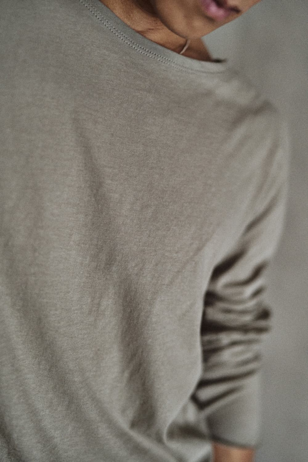 모노프리베 mono prive Textured Long Sleeve  상품이미지3