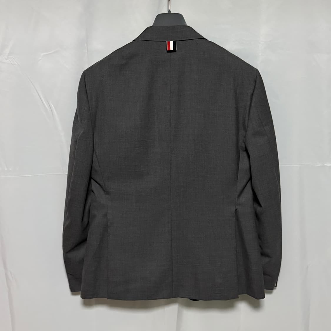 [S+급/3] 톰브라운 울 트윌 클래식 수트 정장 그레이 상품이미지4