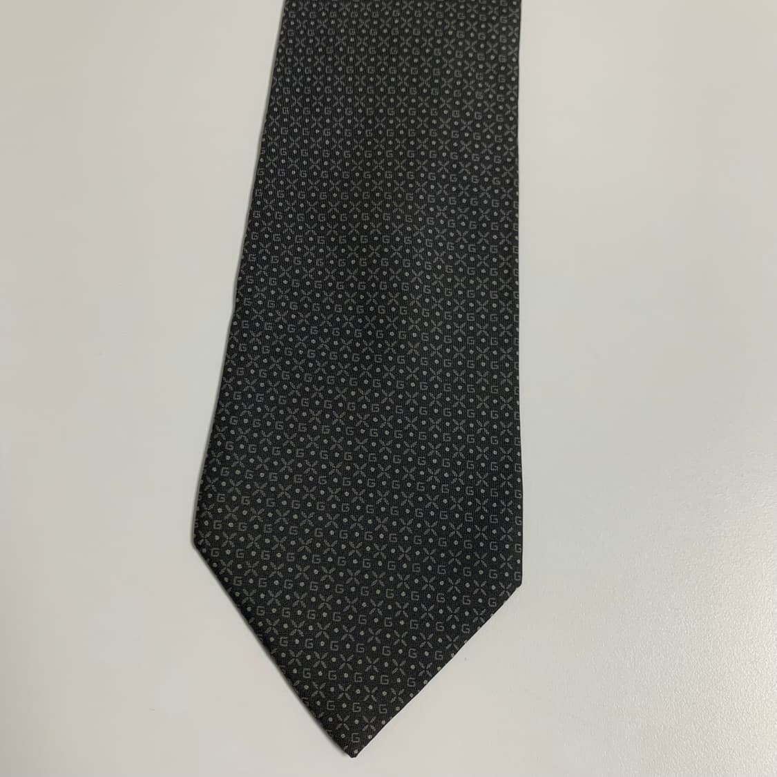 구찌(GUCCI) GG스몰로고 모노그램 블랙 명품넥타이 A등급 9.5cm 상품이미지8