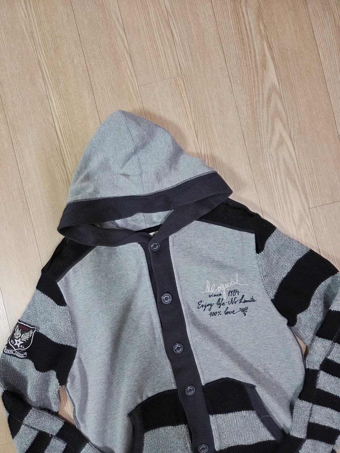 데시구알 스트라이프 배색 버튼 후드 재킷 상품이미지2