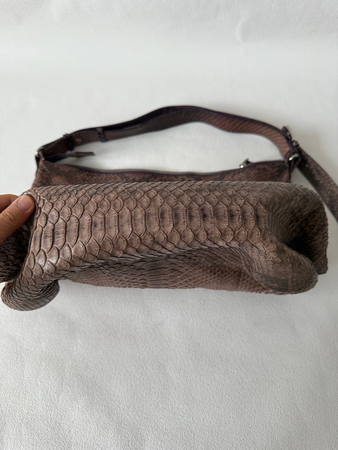 RUVIRUVI 리얼 파이톤 호버 크로스 숄더백 상품이미지4