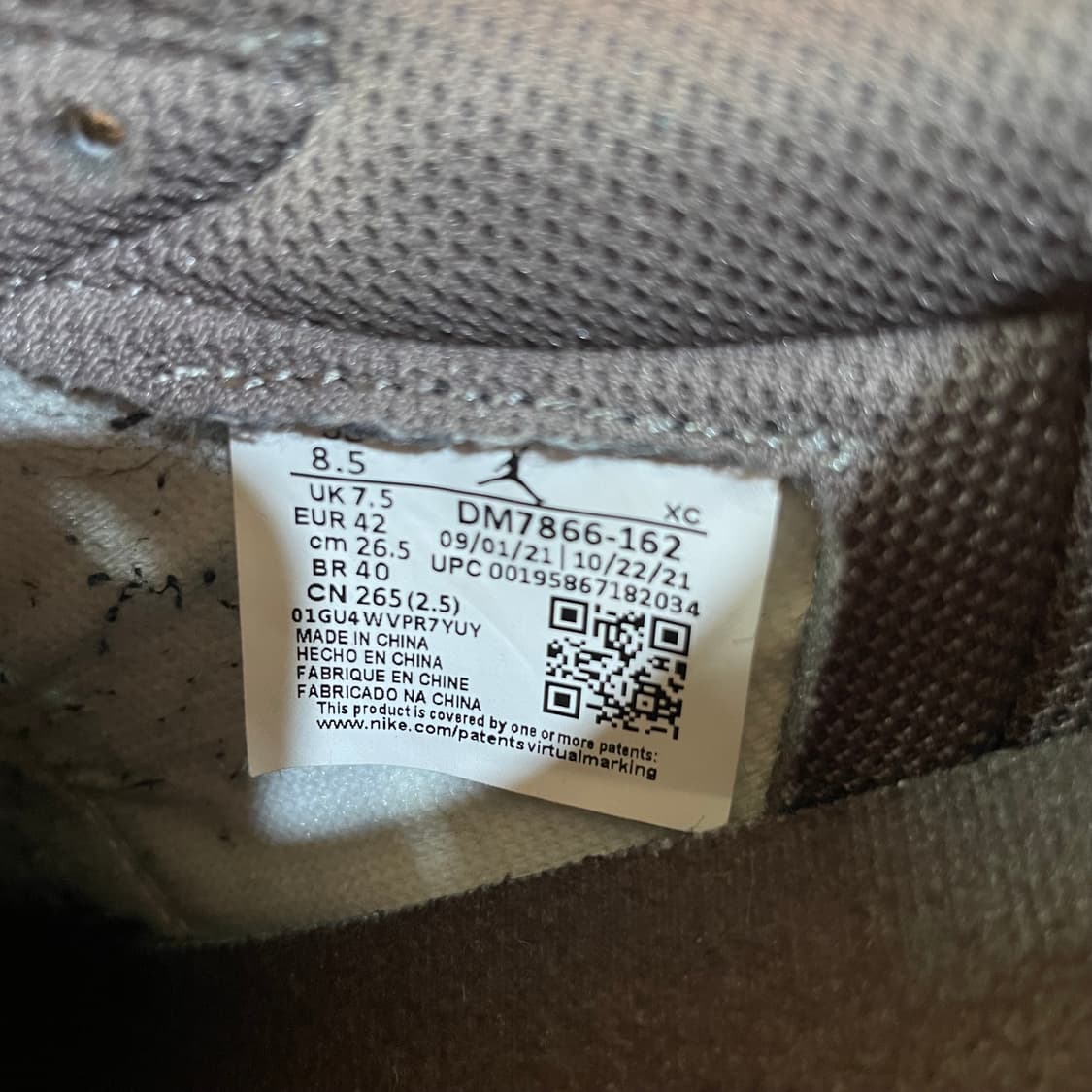 조던1 트래비스 스캇 리버스 모카 265 상품이미지9