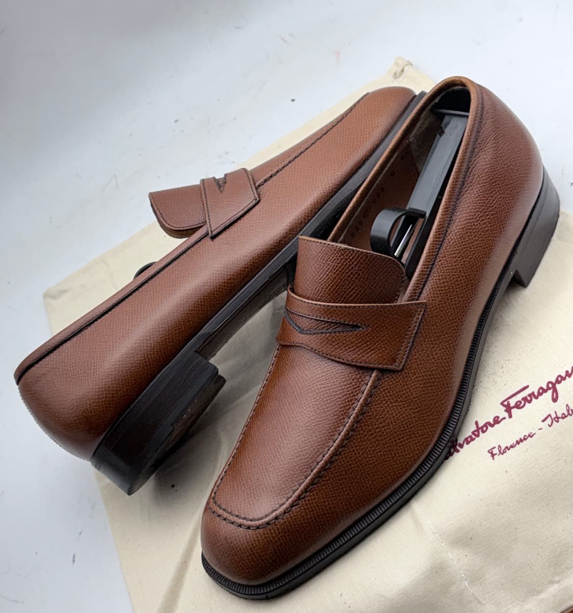 정품)페라가모 255 상품이미지1