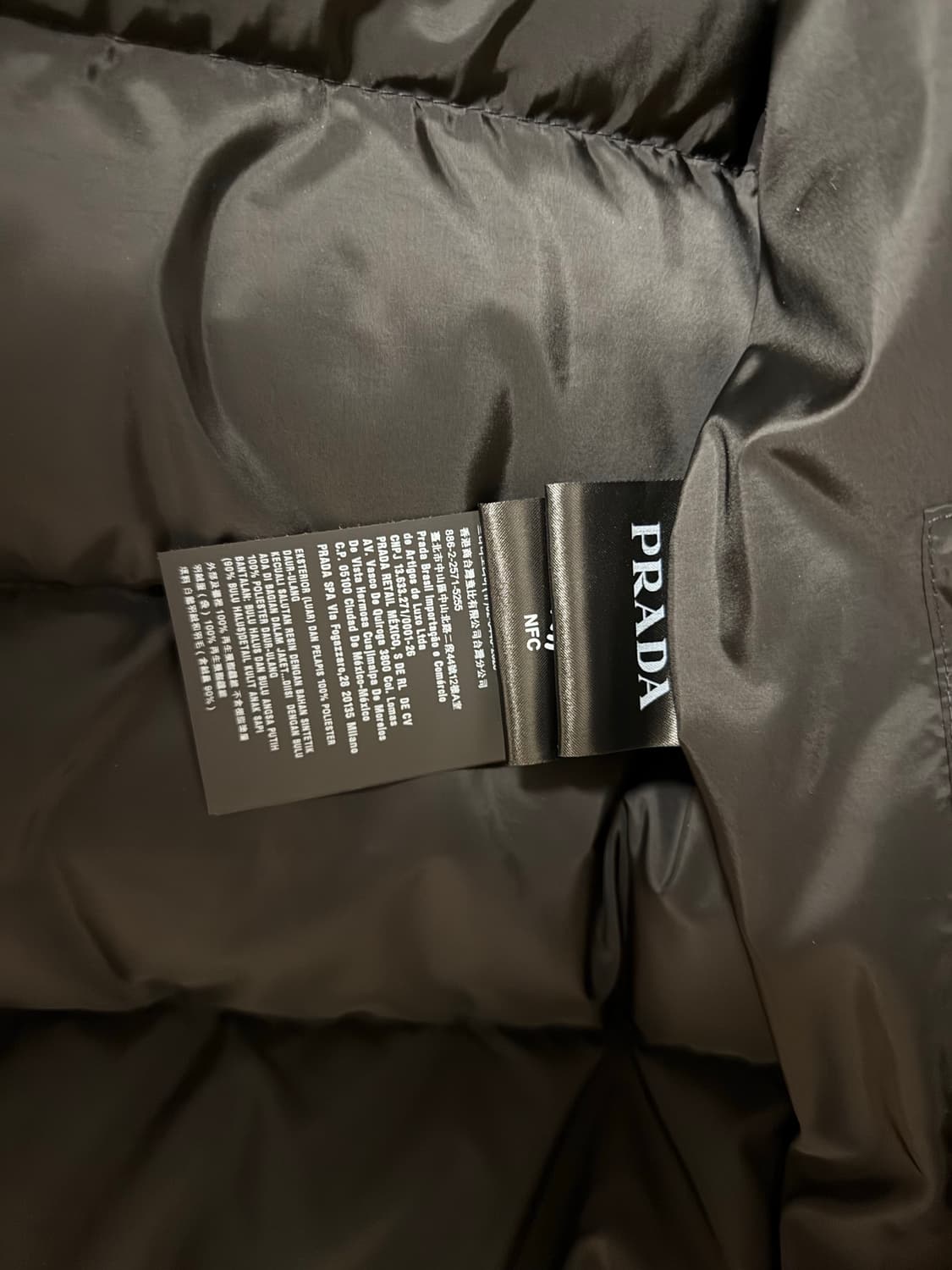 프라다 패딩조끼 상품이미지2