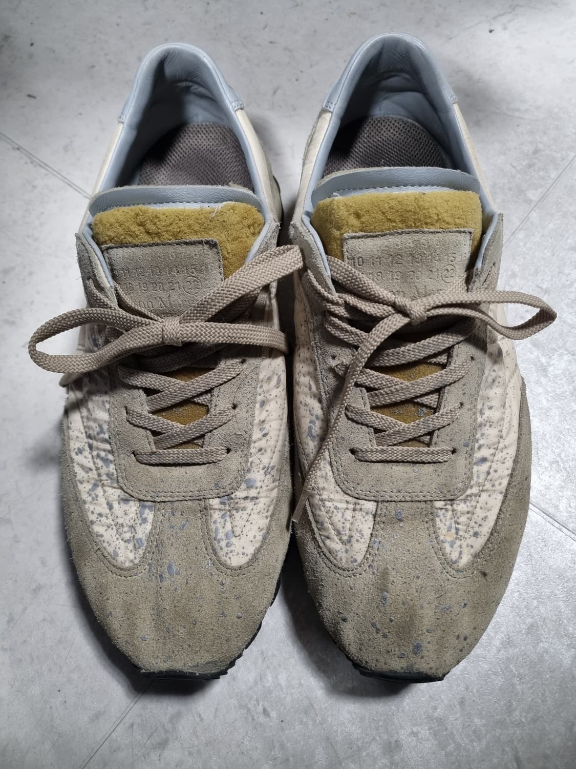 메종마르지엘라 페인팅 스니커즈  상품이미지1