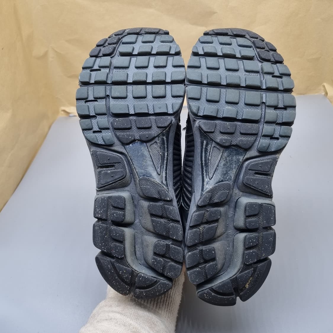 나이키 줌보메로5 남성운동화 275 상품이미지3