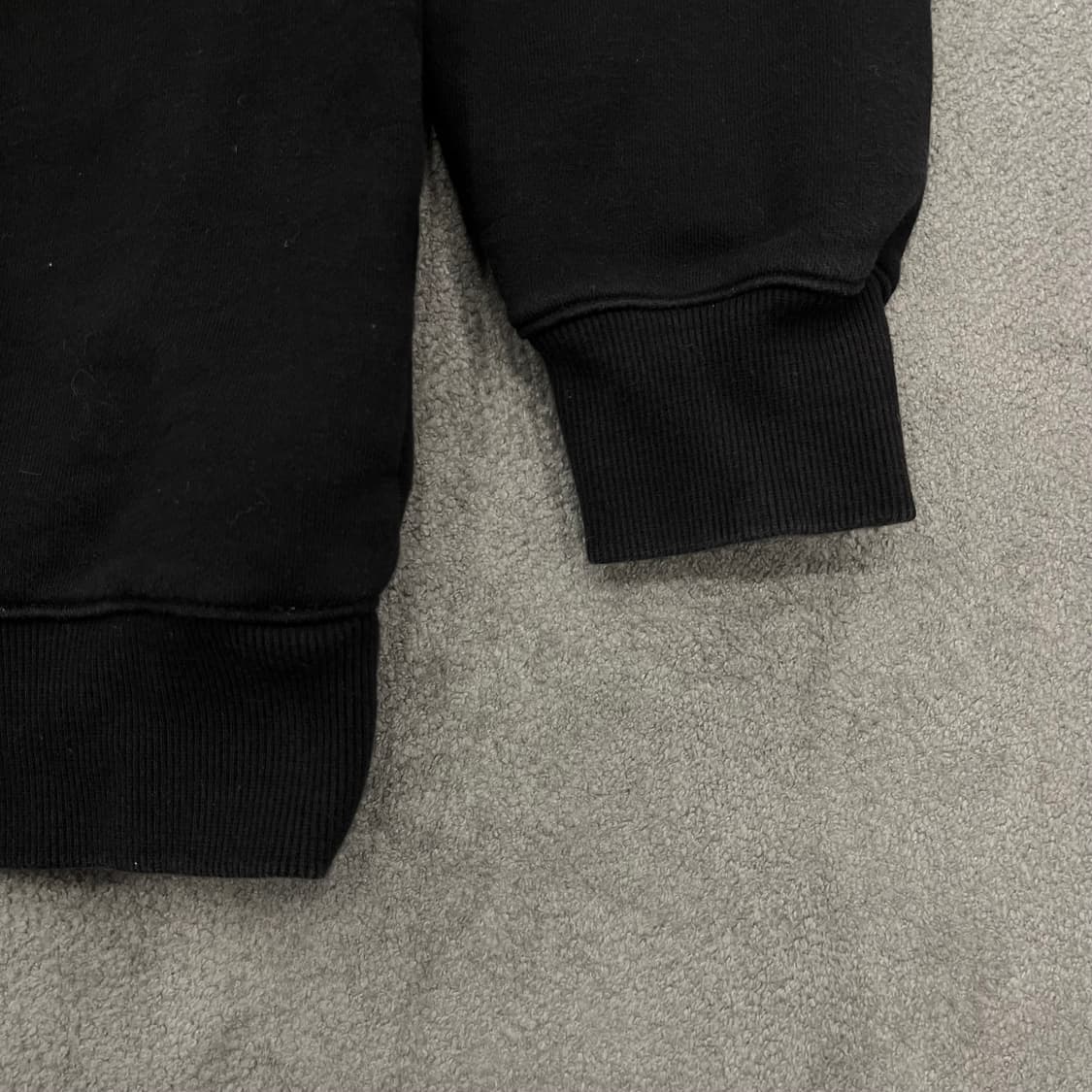 M 컬럼비아 블랙 포켓 맨투맨 상품이미지3