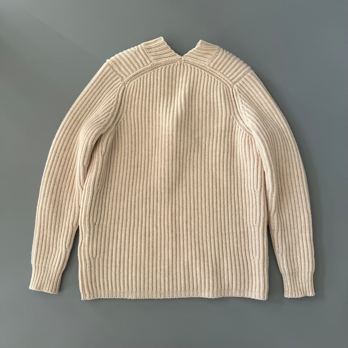 아크네스튜디오 acne studios 브이넥 니트 스웨터 상품이미지5