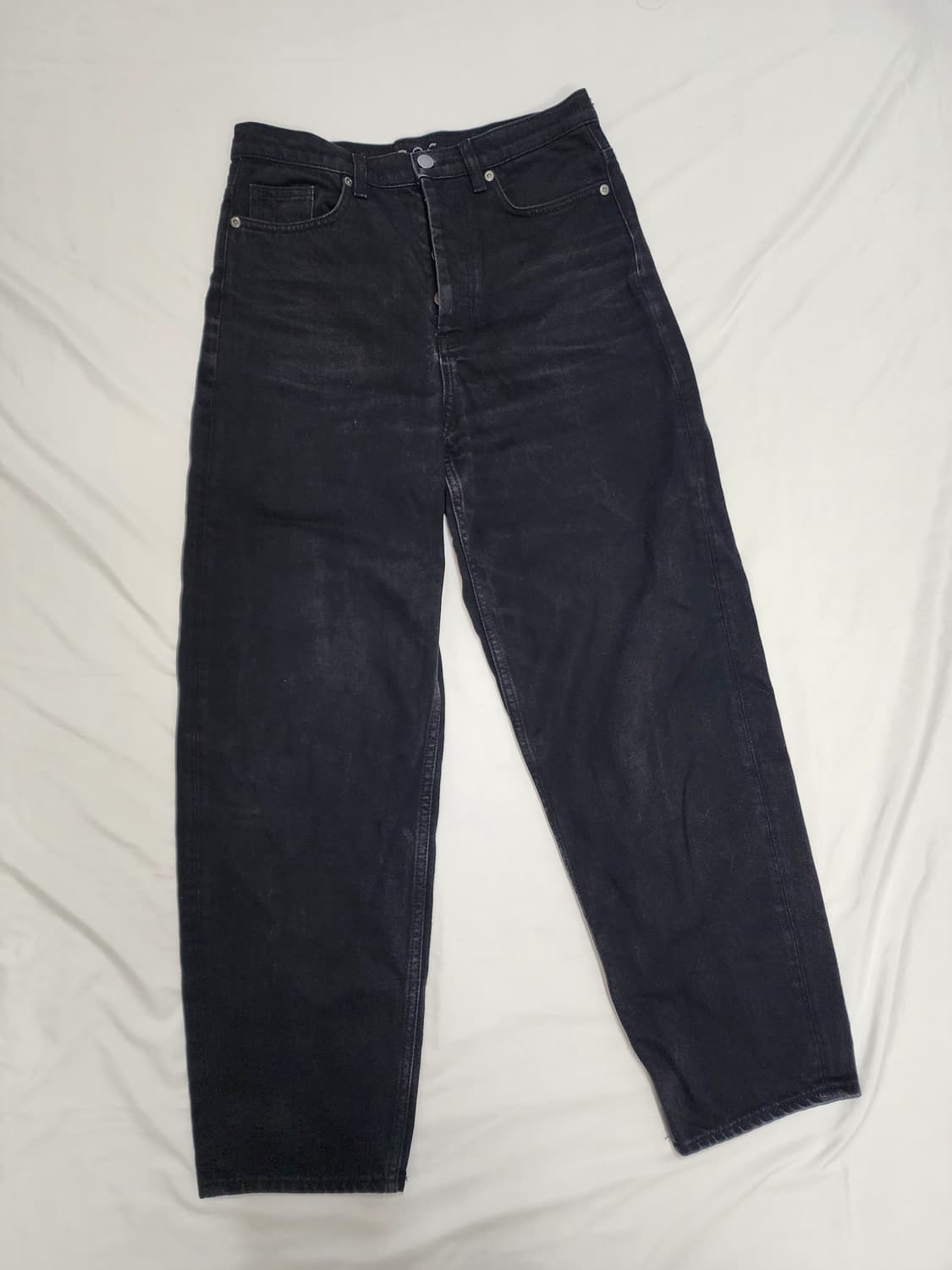 코스 테이퍼드 앵클 부츠컷 데님 팬츠  상품이미지1