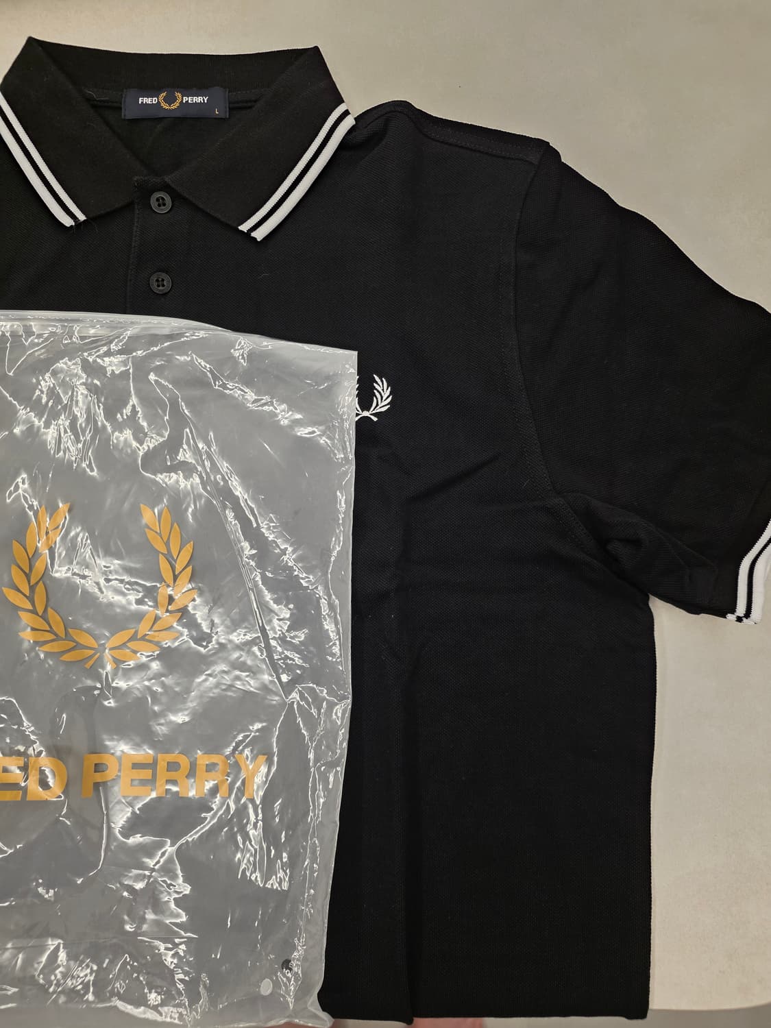 프레드페리 새상품 카라티 블랙 L(100-105) 상품이미지2