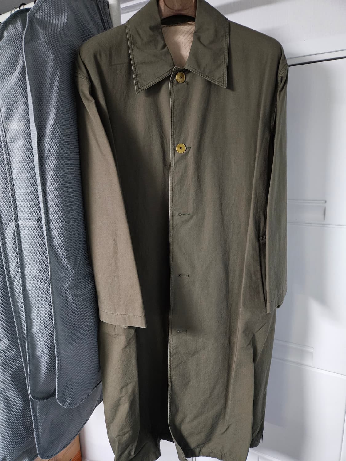 새제품) 아크네 벨티드 트렌치코트 50 상품이미지3