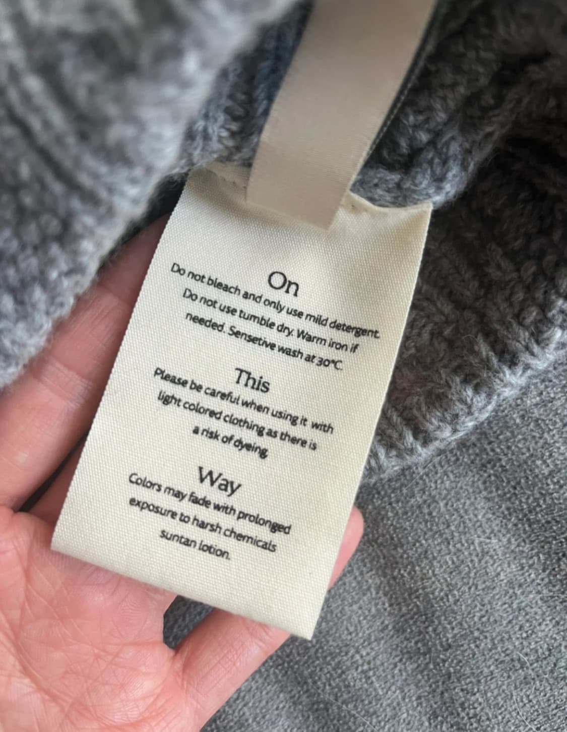 호와스 울캐시 꽈베기 니트비니 상품이미지2