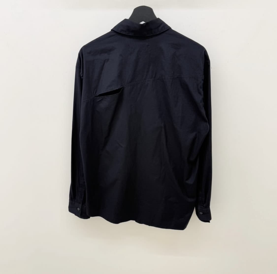 설밤 비대칭 컷 오프 셔츠 상품이미지9