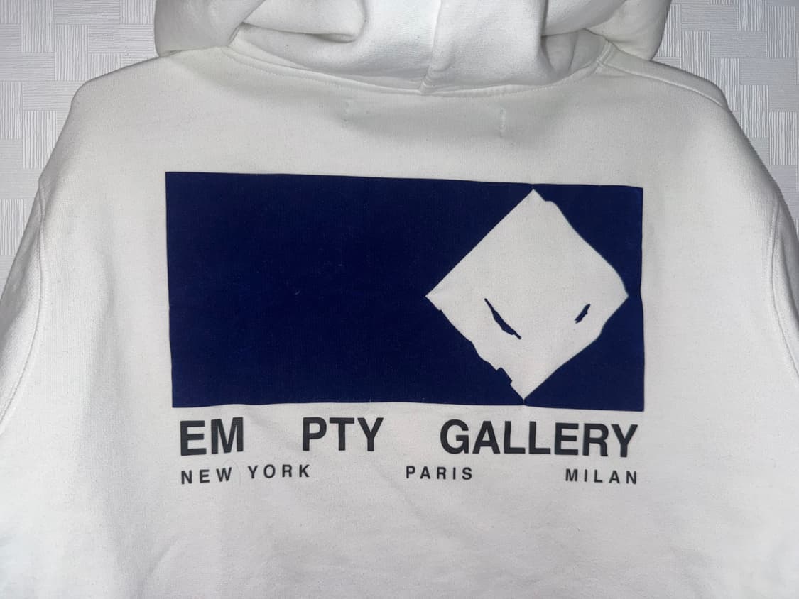 Off-White 2017 Empty Gallery Hoodie 상품이미지3