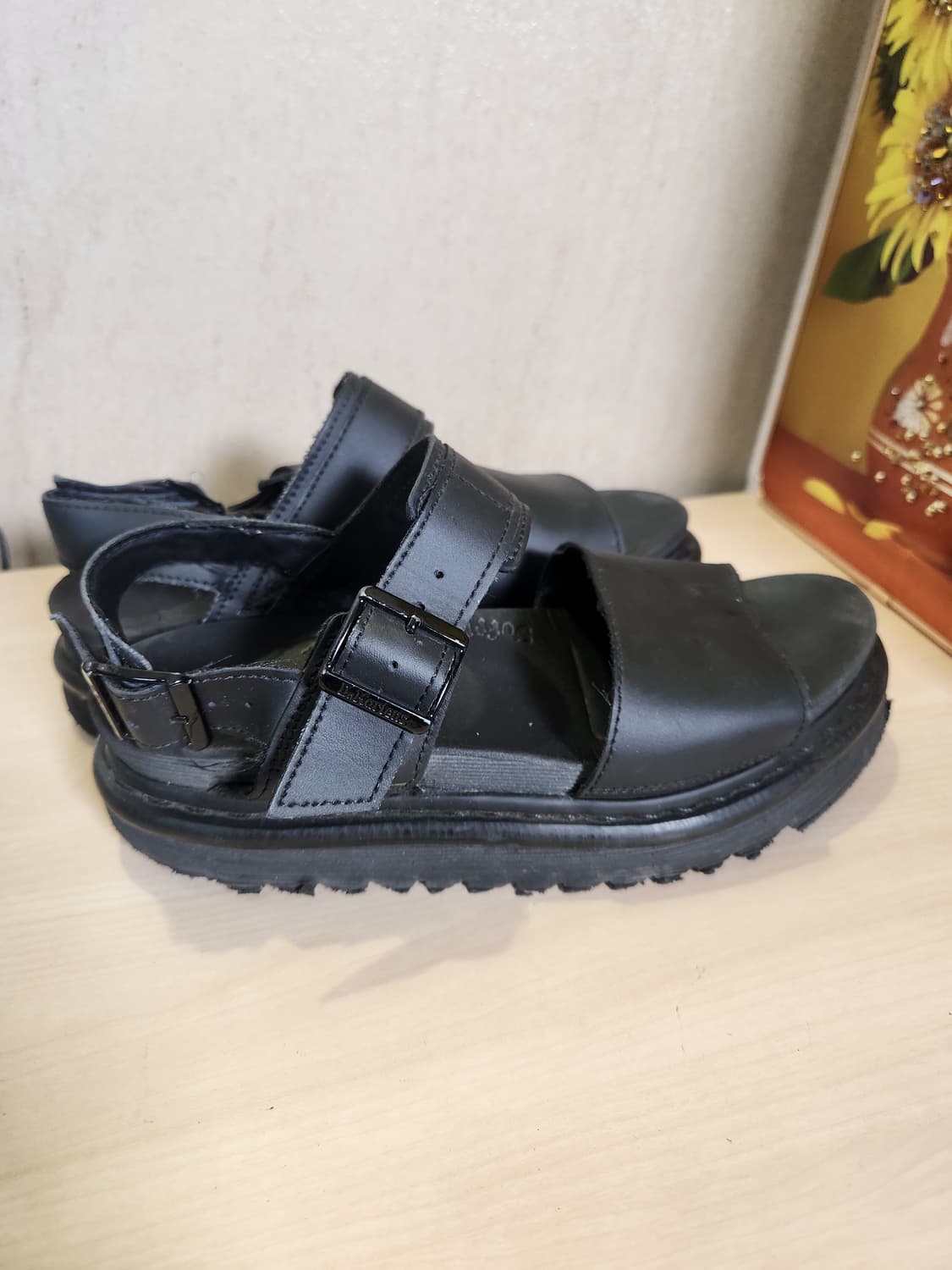 Dr. Martens VOSS 샌들 | 여름 스트릿 필수템 🖤

 상품이미지2