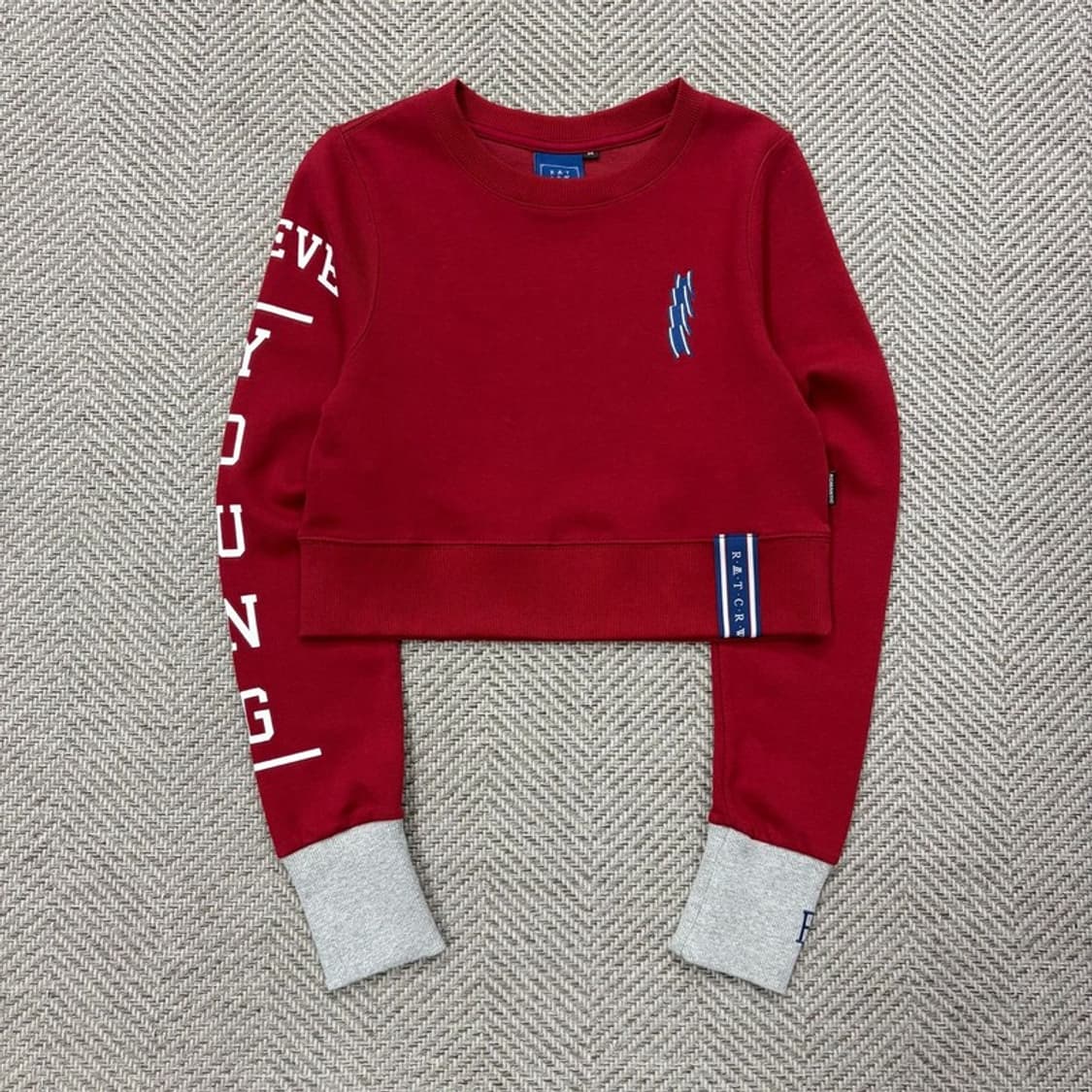 로맨틱크라운 크롭 맨투맨 v2633 상품이미지1