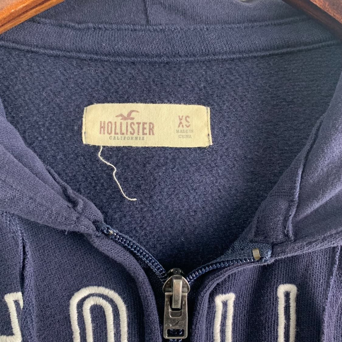 홀리스터 y2k 와투케 네이비 딱붙 후드집업 상품이미지6