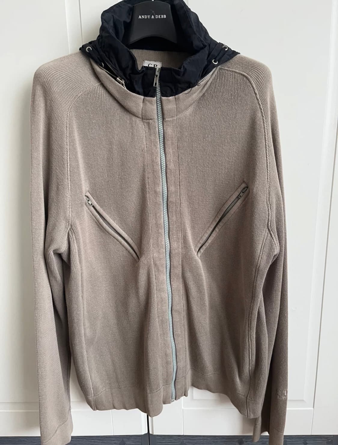 CP컴퍼니 고글 후드 니트 집업 자켓 C5180 상품이미지1