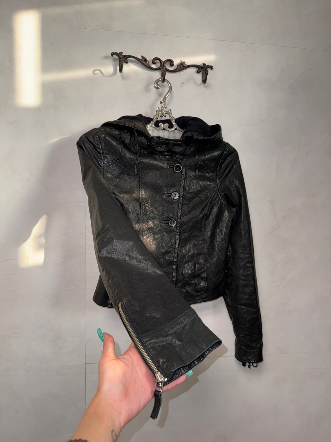 O’2ND lamb skin buckle piercing hood jk 상품이미지3