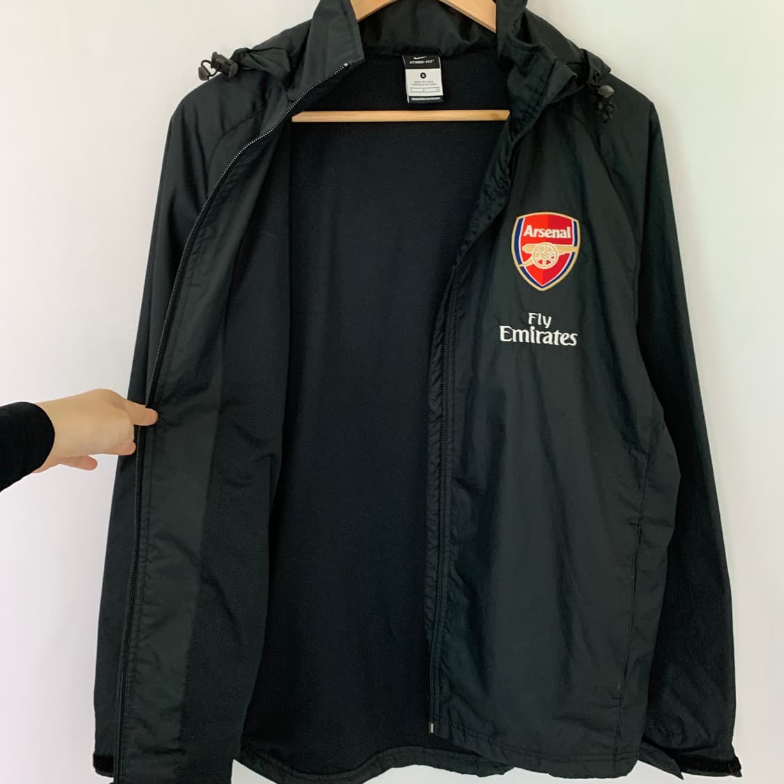 나이키 X 아스날 FC 패치 후드 바람막이 점퍼 블랙 남성 S 고프코어 상품이미지8