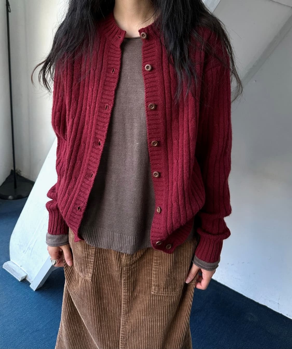 Middle gauge wool crewneck knit cardigan 상품이미지7