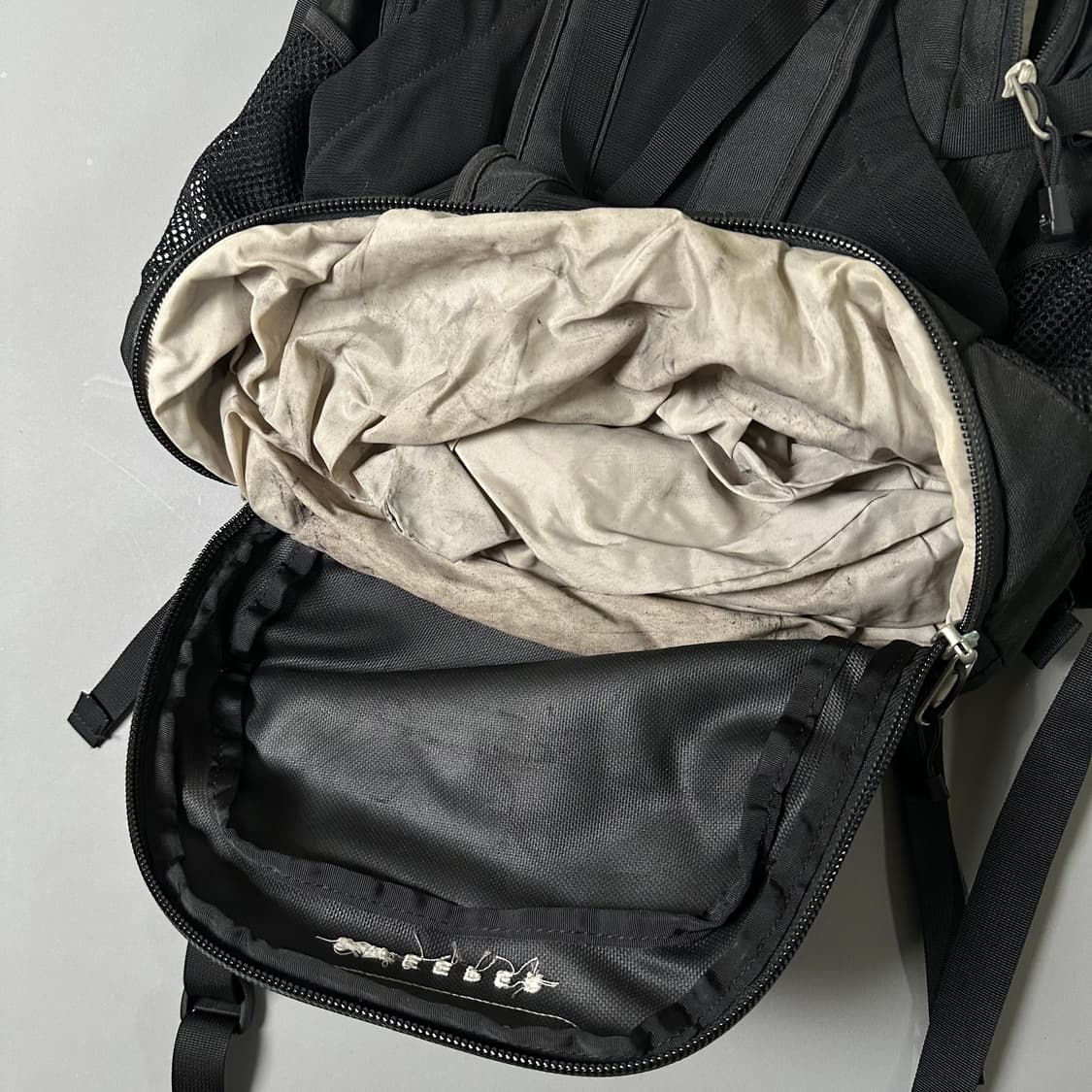 노스페이스 스위퍼 SWEEPER 백팩 가방 블랙  [013106] 상품이미지5