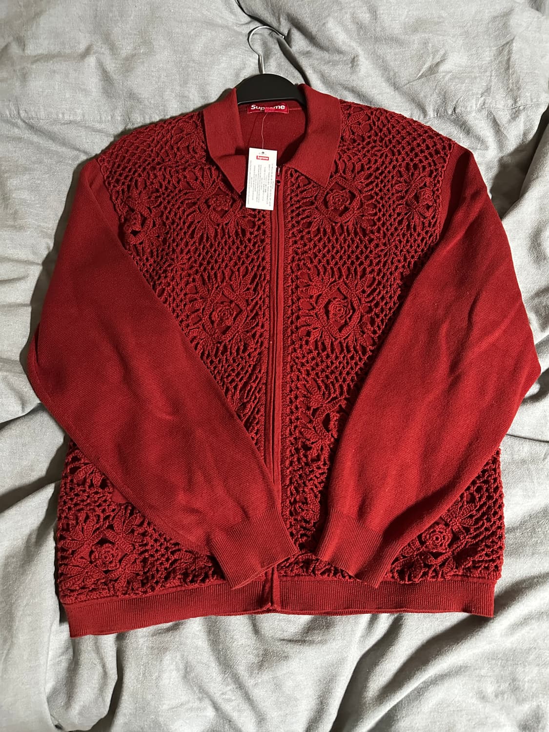 슈프림 크로셰 집업 가디건 레드 상품이미지1